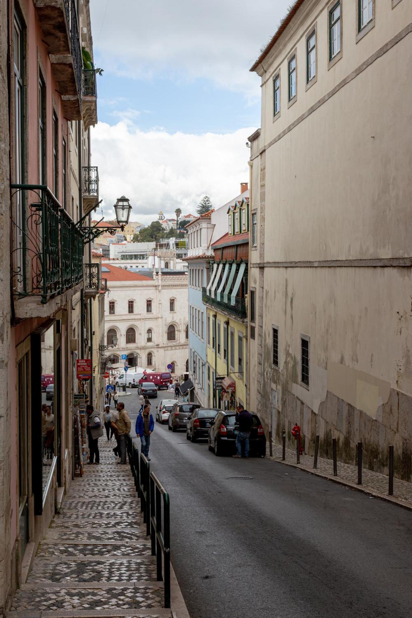 Joivy Inviting Flat Next To Carmo Convent Leilighet Lisboa Eksteriør bilde